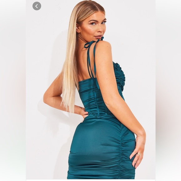 Selling my Pretty Little Thing green cowl neck corset dress. NWT. UK size 8 - Picture 3 of 8